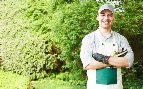 Risk assessment and site safety in garden maintenance work